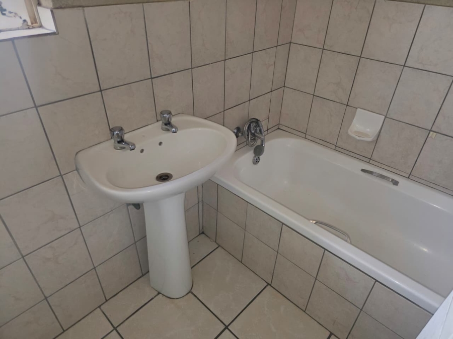 3 Bedroom Property for Sale in Rustenburg Central North West